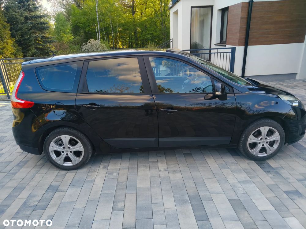 Renault Scenic 1.6 16V 110 Authentique - 9