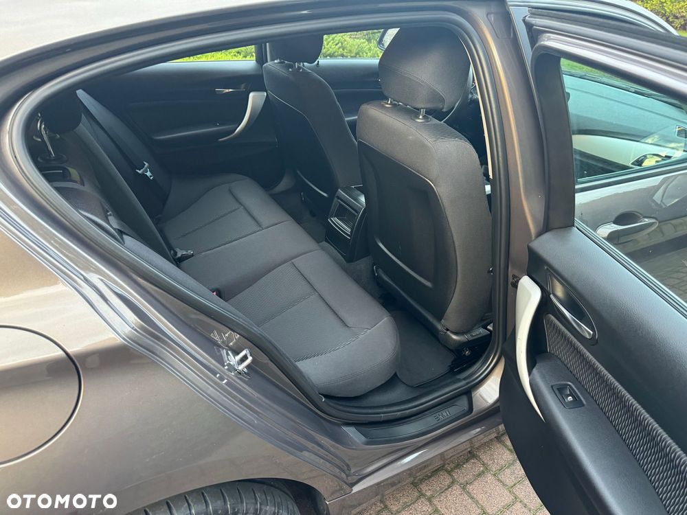 BMW Seria 1 118i Advantage - 21