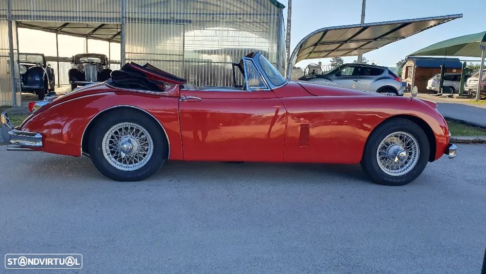 Jaguar XK140 - 25