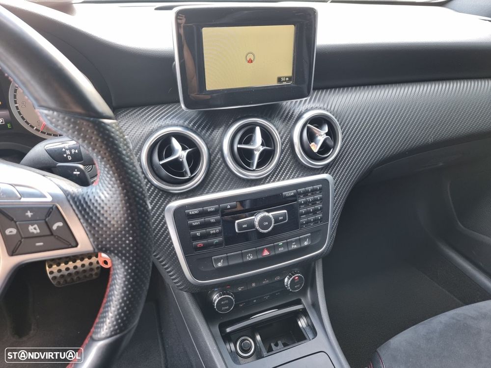 Mercedes-Benz A 200 CDI 4Matic 7G-DCT AMG Line - 8