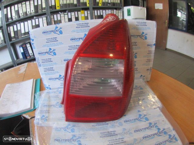 Farol Tras Stop2992 CITROEN C2 2003 1.4HDI 70CV 3P CINZA DRT ORIGINAL - 1