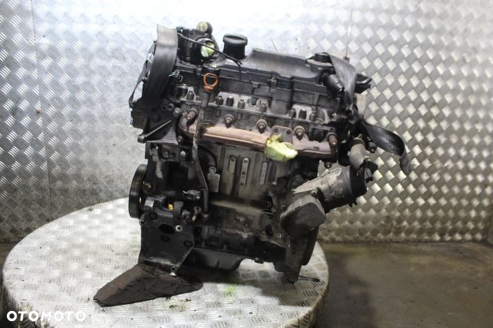 SILNIK PEUGEOT 207 1.4HDI - 4