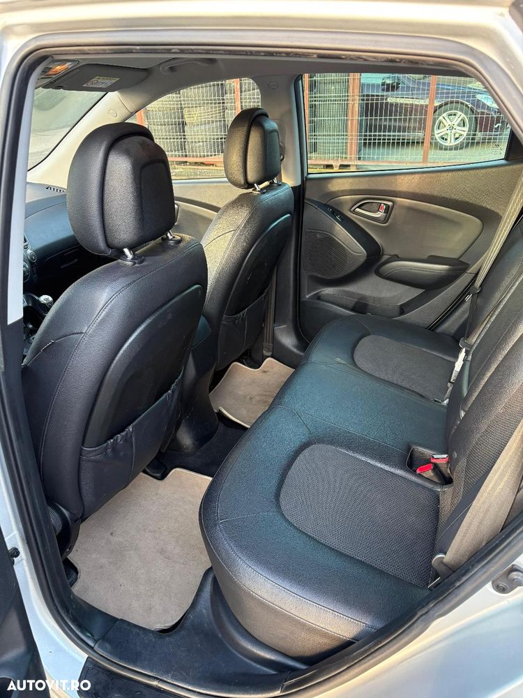 Hyundai ix35 2.0 CRDI 4WD Style Heat - 9