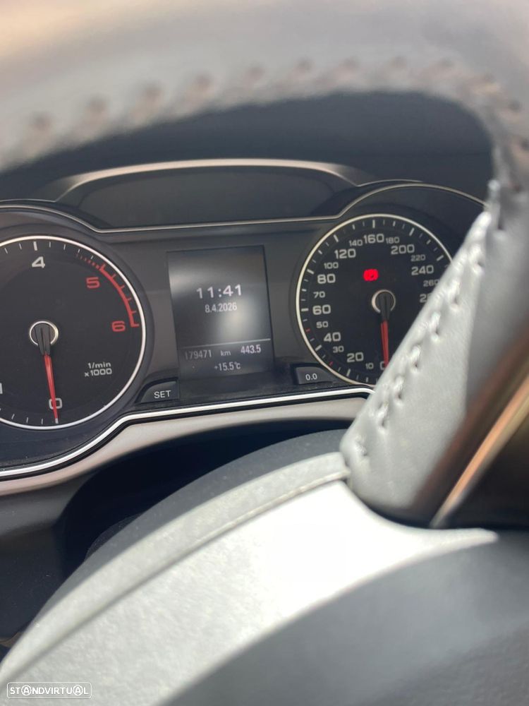 Audi A4 Avant 2.0 TDI Business Line - 5