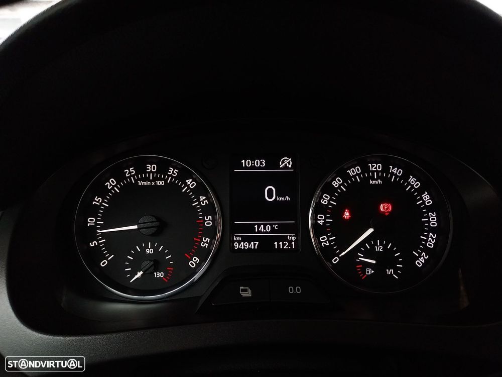 Skoda Rapid Spaceback 1.6 TDi Elegance - 6