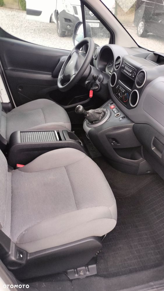 Peugeot Partner - 11