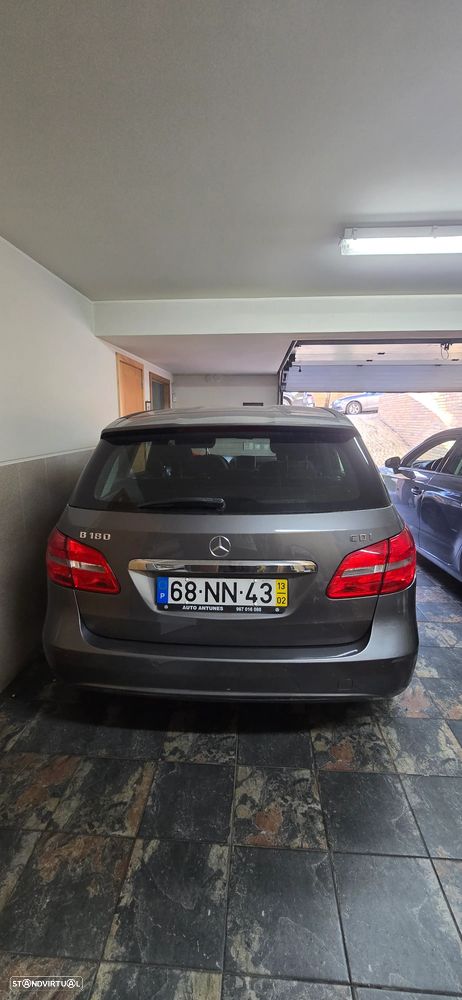 Mercedes-Benz B 180 CDI BlueEFFICIENCY - 3