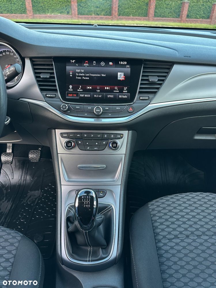 Opel Astra 1.6 CDTI Sport - 27