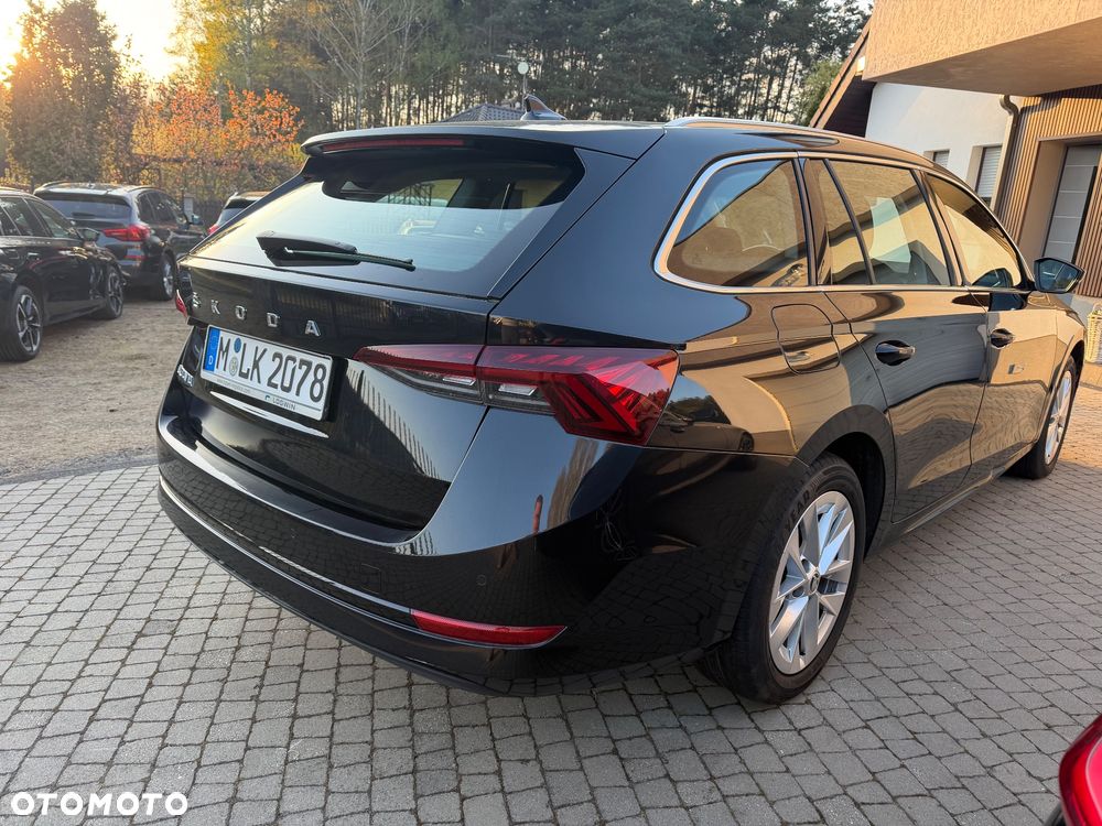 Skoda Octavia 2.0 TDI DSG Style - 5