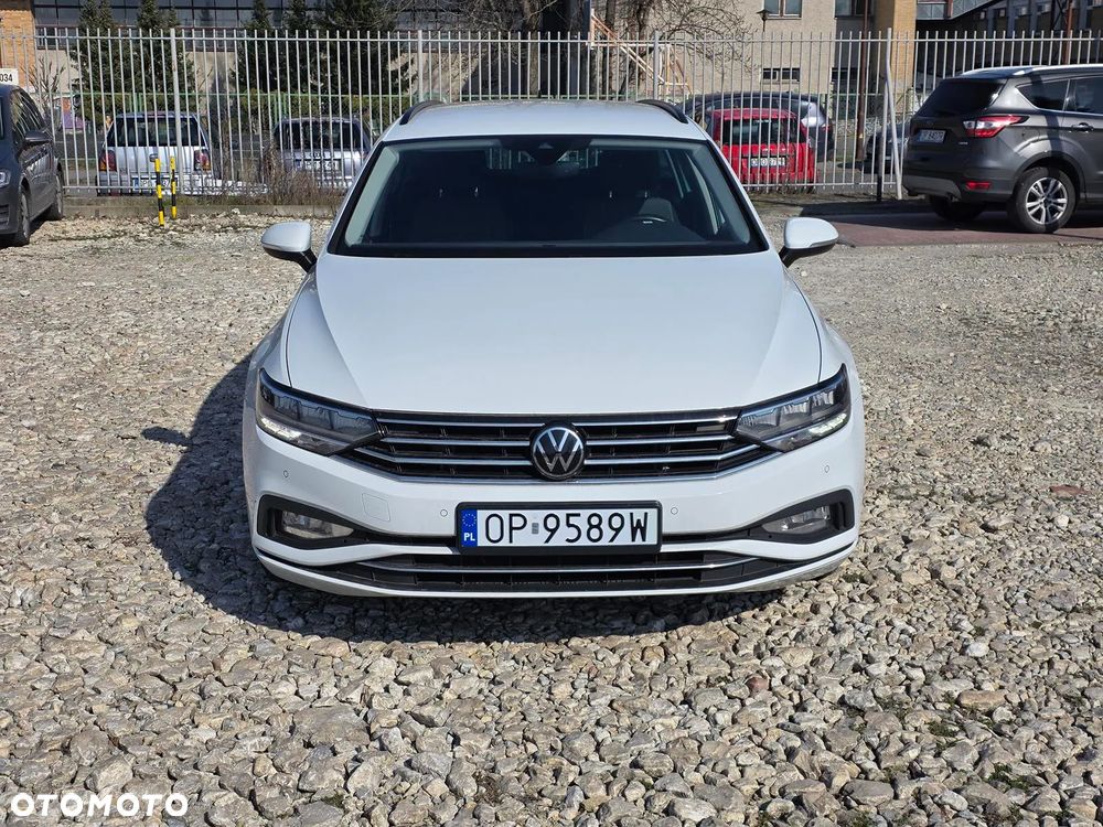 Volkswagen Passat Variant 2.0 TDI SCR DSG Business - 3