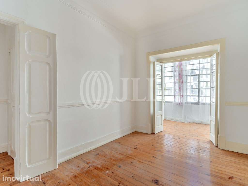 Apartamento T3, para remodelação, em Arroios, Lisboa - Grande imagem: 3/14