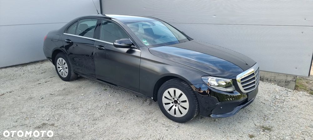 Mercedes-Benz Klasa E 200 d 9G-TRONIC - 5