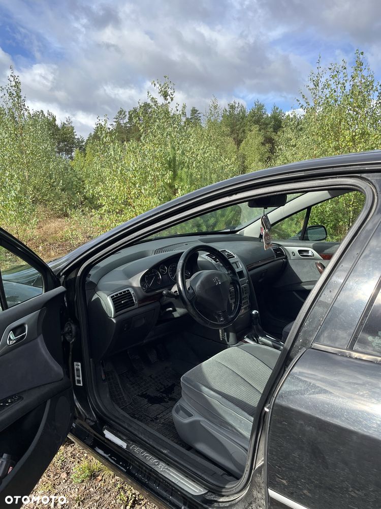 Peugeot 407 - 8