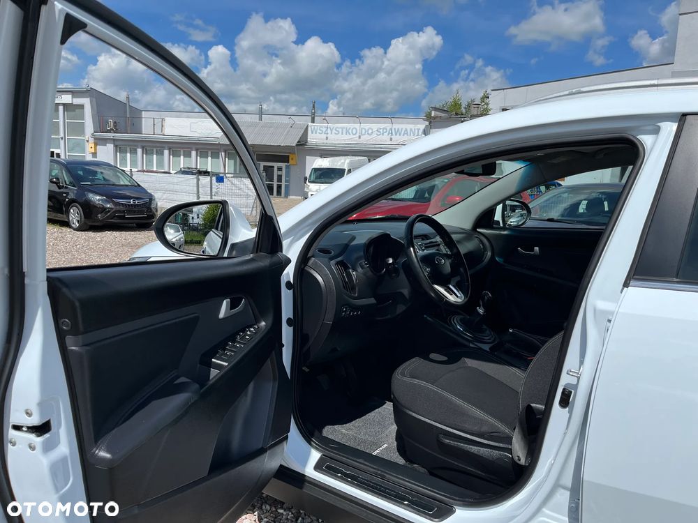Kia Sportage 2,0 CRDI AWD Dream-Team Edition - 16