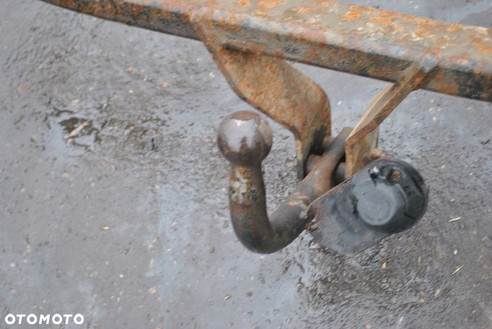 HAK HOLOWNICZY RENAULT SCENIC II - 4