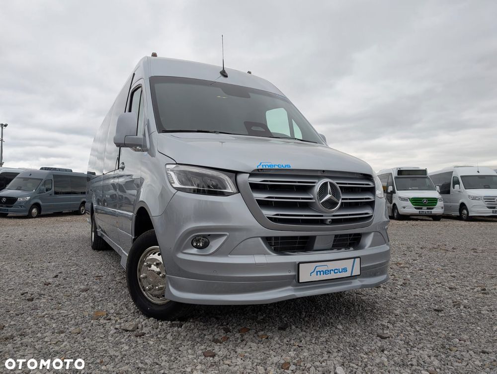 Mercedes-Benz Sprinter 519 - 14