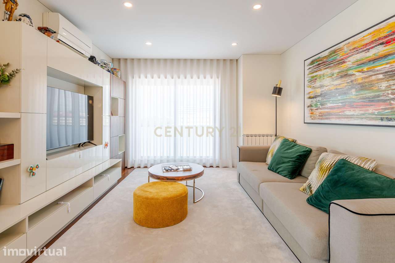 Excelente Apartamento T3 com Terraço ao nível do quinto piso, lugar de - Grande imagem: 5/42