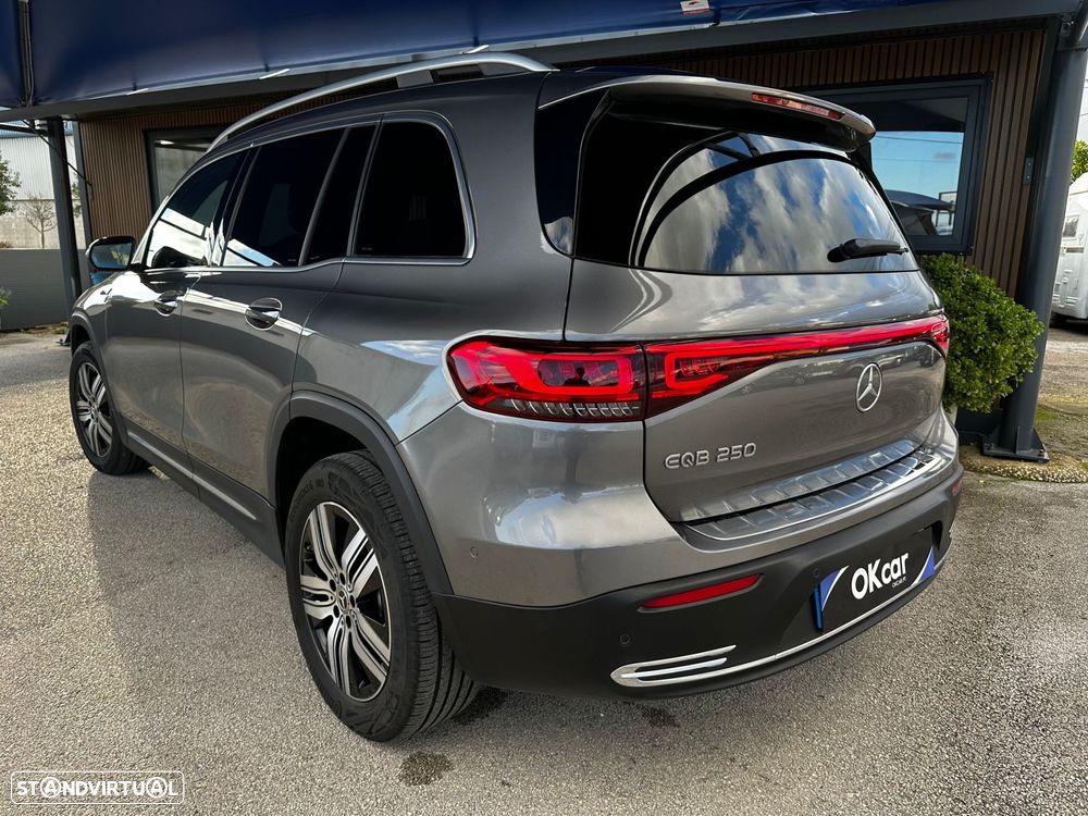 Mercedes-Benz EQB 250 Progressive - 2