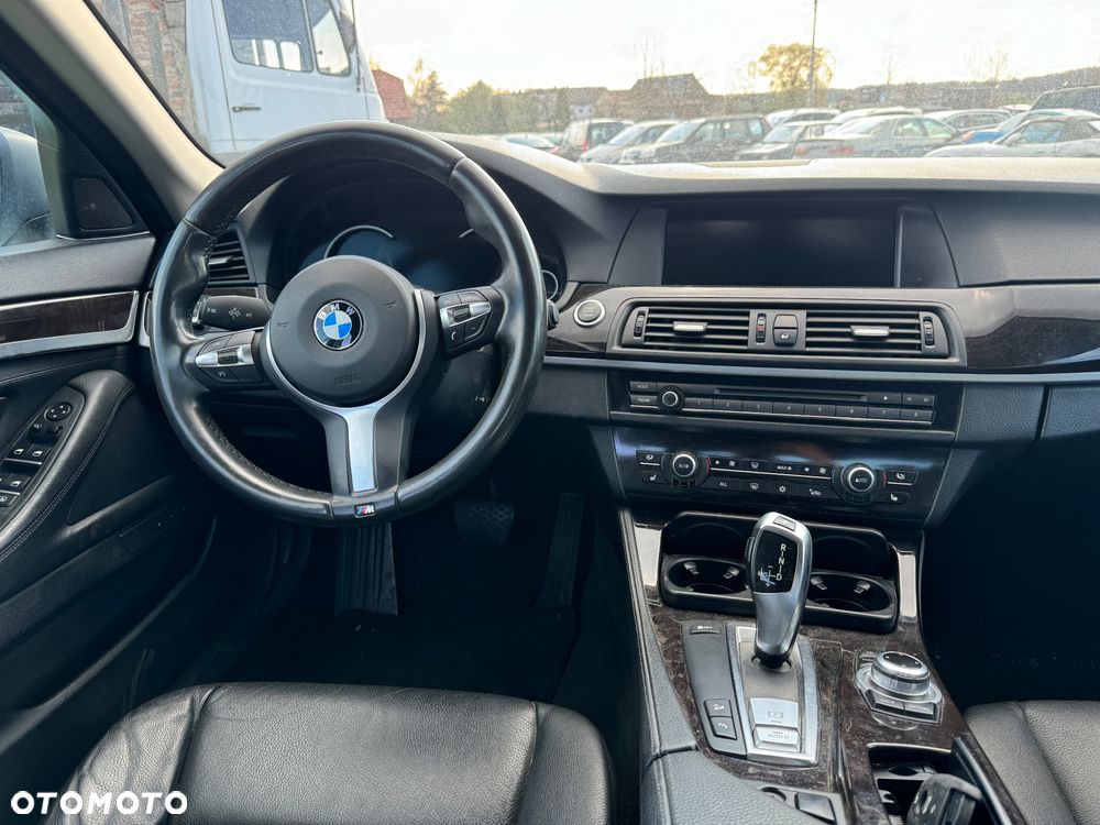 BMW Seria 5 535i xDrive - 9