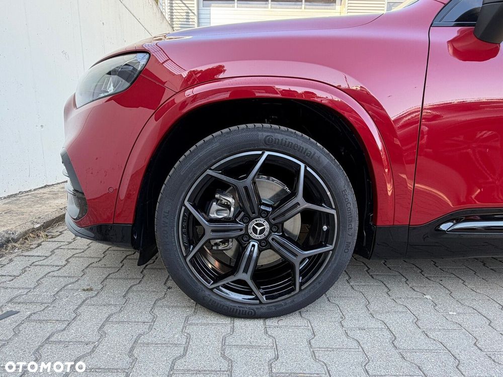 Mercedes-Benz GLB - 10