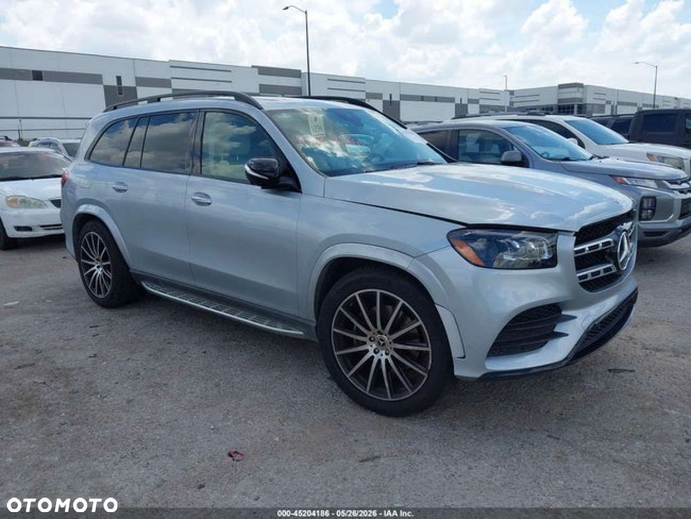 Mercedes-Benz GLS - 8