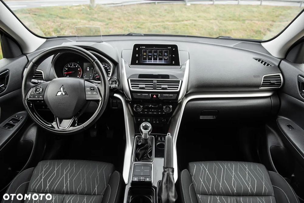 Mitsubishi Eclipse Cross - 29