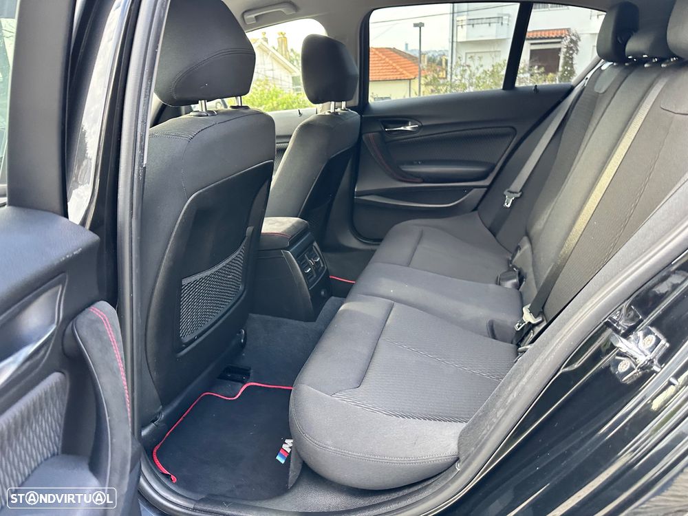 BMW 116 d Pack M - 29