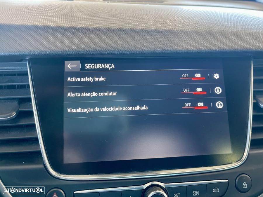 Opel Crossland 1.5 D Elegance - 22