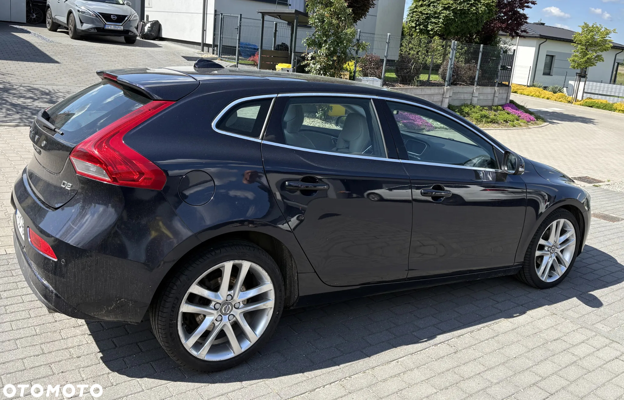 Volvo V40 D2 Drive-E Momentum - 2