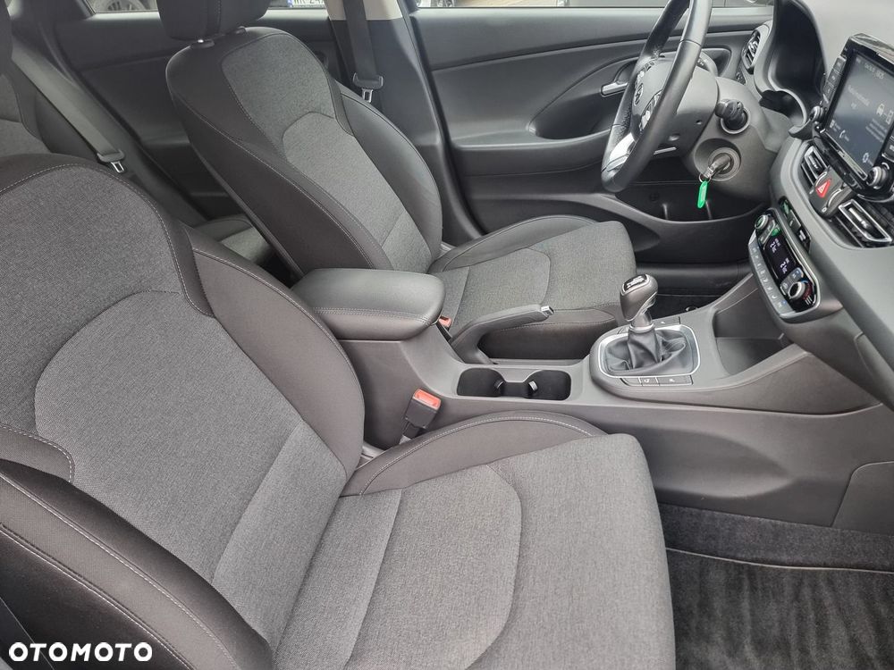 Hyundai i30 1.5 T-GDI 48V Smart - 19