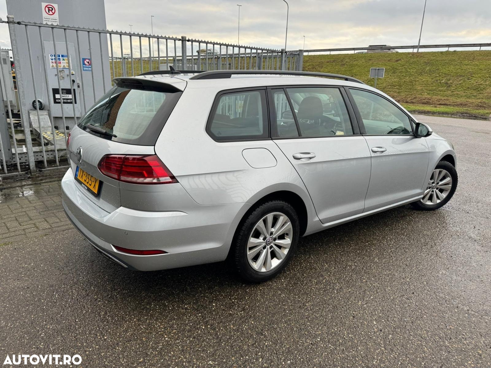 Volkswagen Golf 1.0 TSI Comfortline - 3