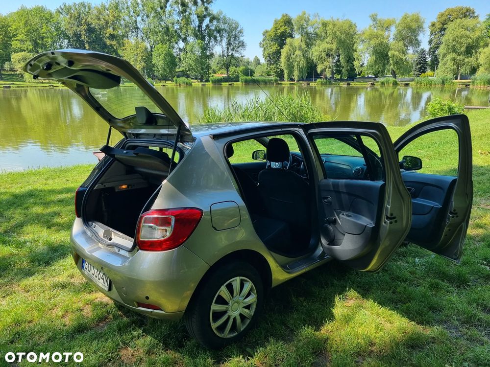 Dacia Sandero 1.2 16V Ambiance EU6 - 9