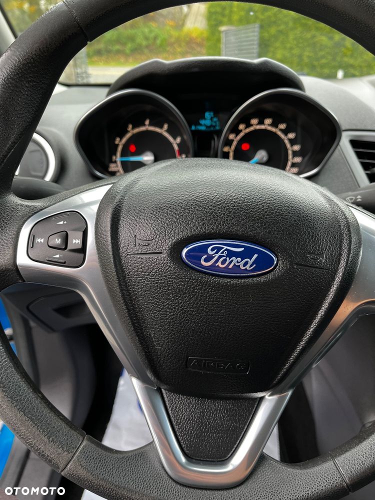 Ford Fiesta - 11