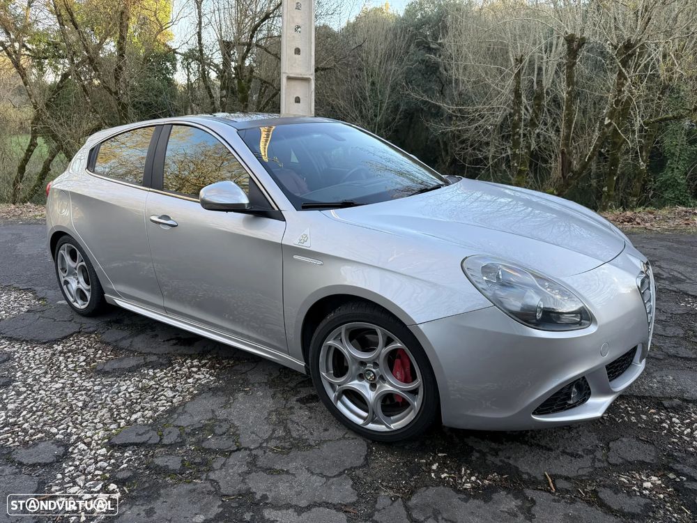 Alfa Romeo Giulietta ver-1750-tbi-quadrifoglio-verde - 10