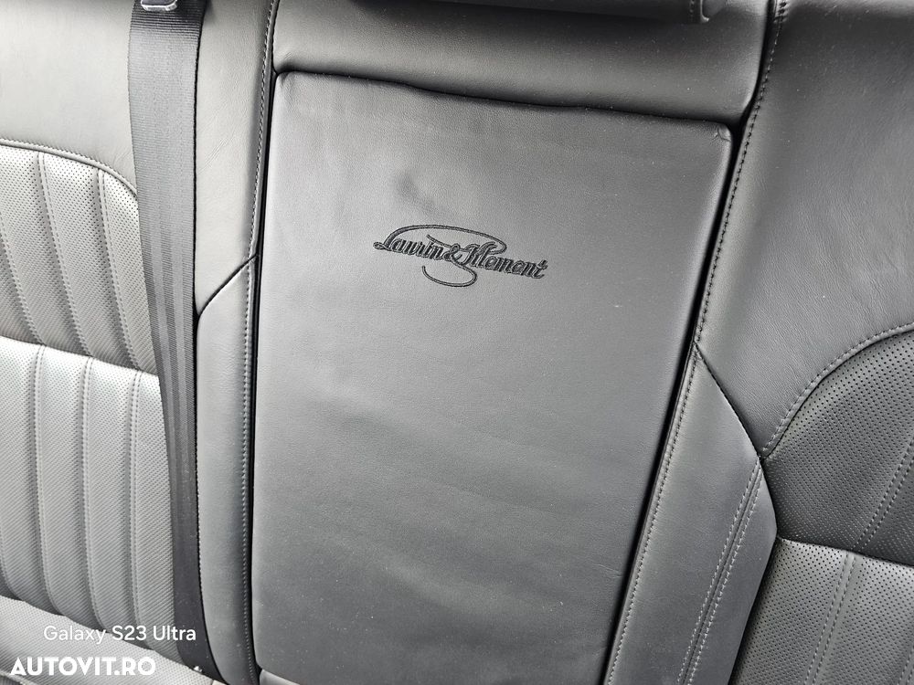 Skoda Superb 2.0 TDI DSG Laurin & Klement - 12