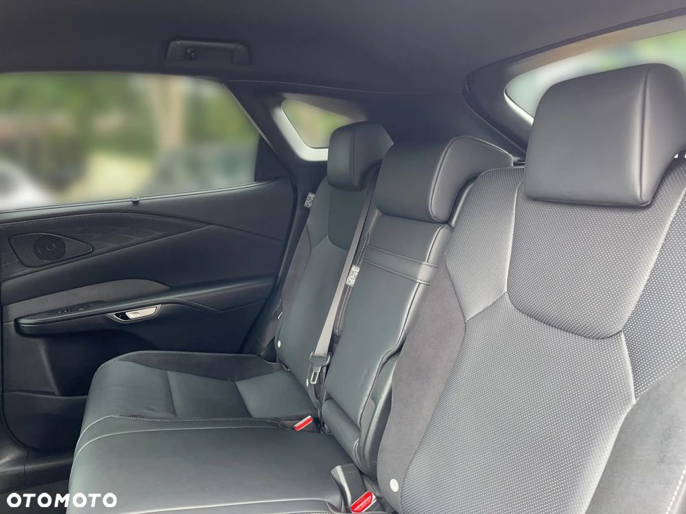 Lexus RX - 6