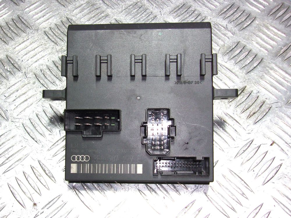 Audi A4 B6 moduł świateł - 1