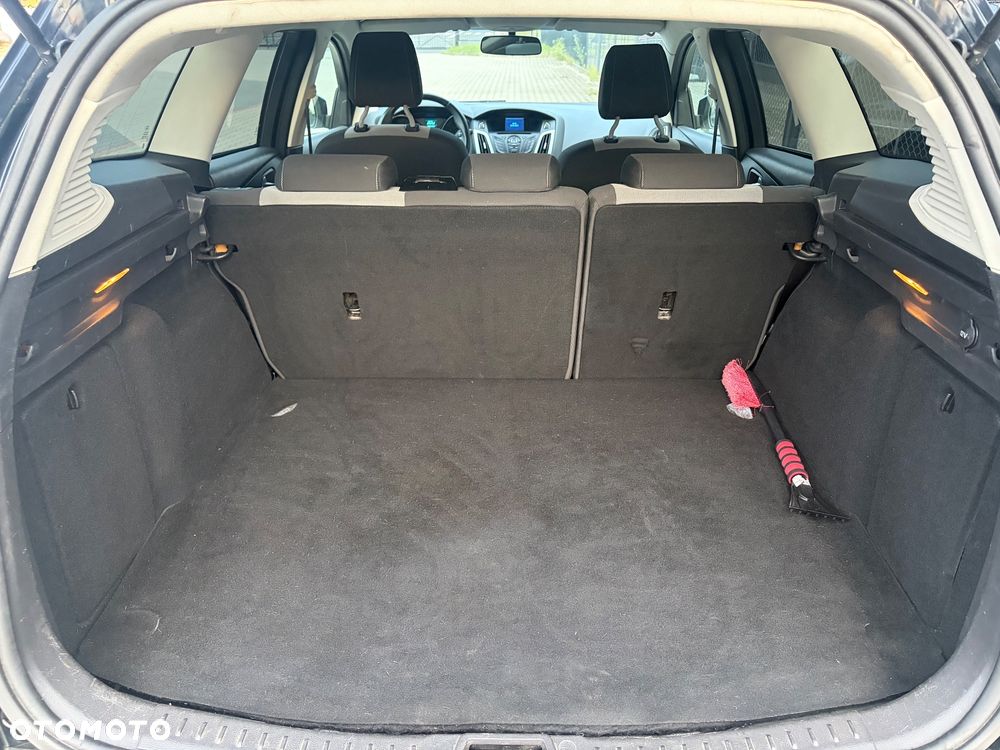 Ford Focus 1.6 EcoBoost Trend - 13