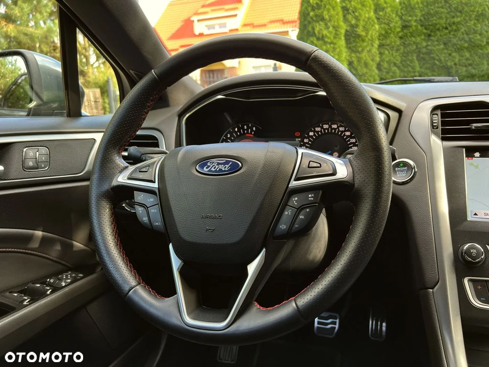 Ford Mondeo 2.0 TDCi STart-Stopp ST-Line - 30