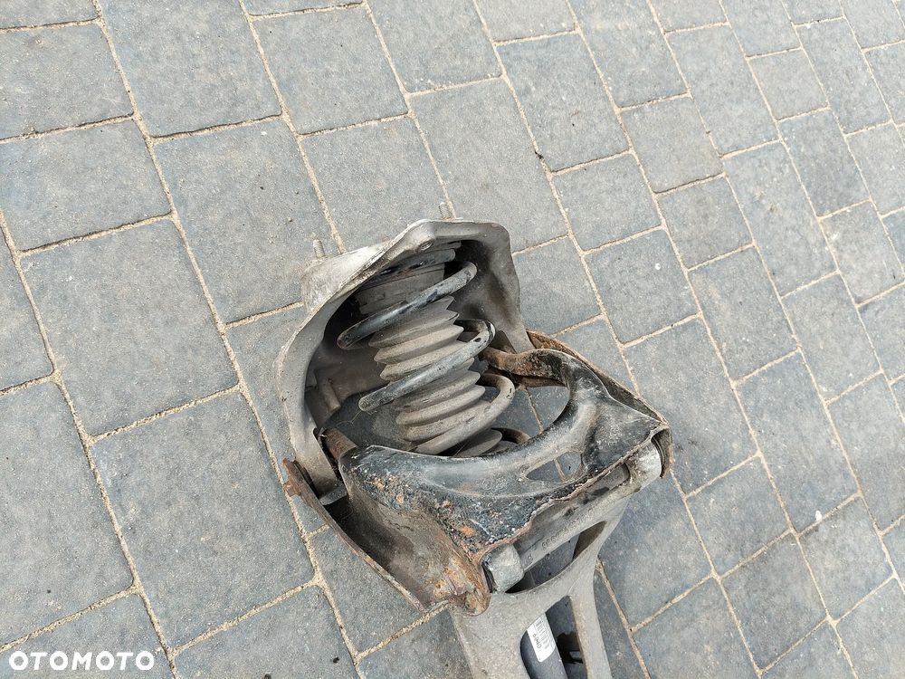 MCPERSON AMORTYZATOR PEUGEOT 407 PRAWY PRZÓD HDI - 2