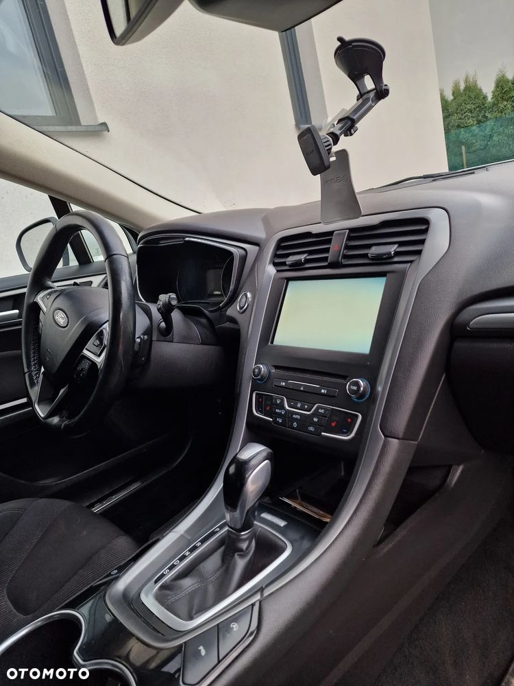 Ford Mondeo 2.0 TDCi Titanium PowerShift - 19