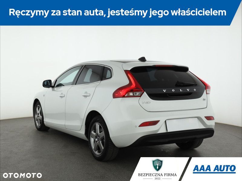 Volvo V40 - 6