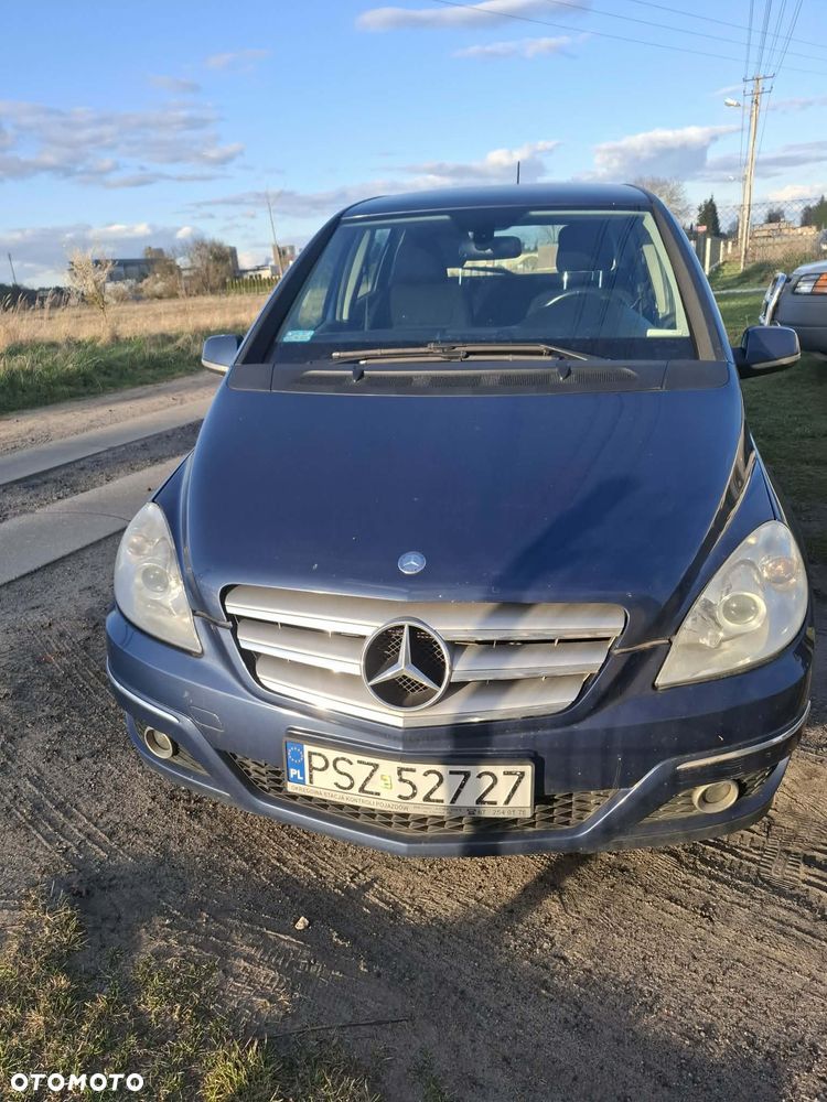 Mercedes-Benz Klasa B 200 CDI - 1