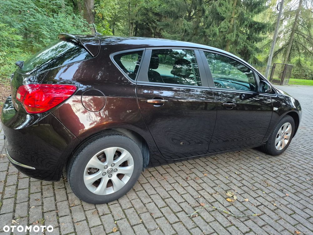 Opel Astra - 9
