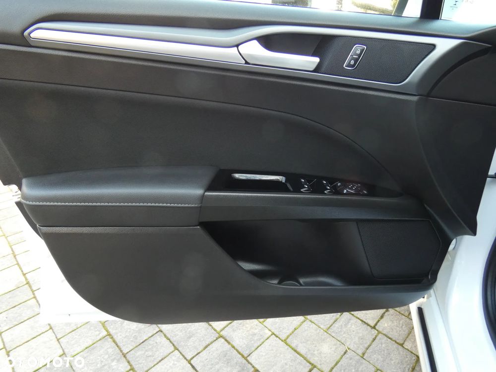 Ford Mondeo 2.0 TDCi Start-Stopp PowerShift-Aut Titanium - 21