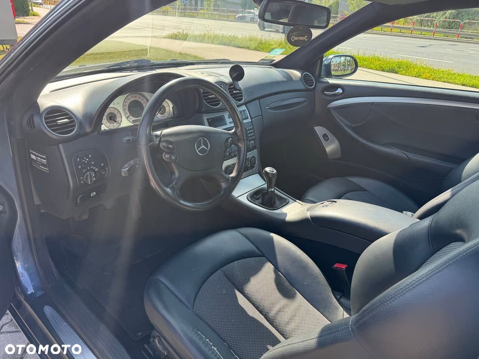 Mercedes-Benz CLK 220 CDI Avantgarde DPF - 7