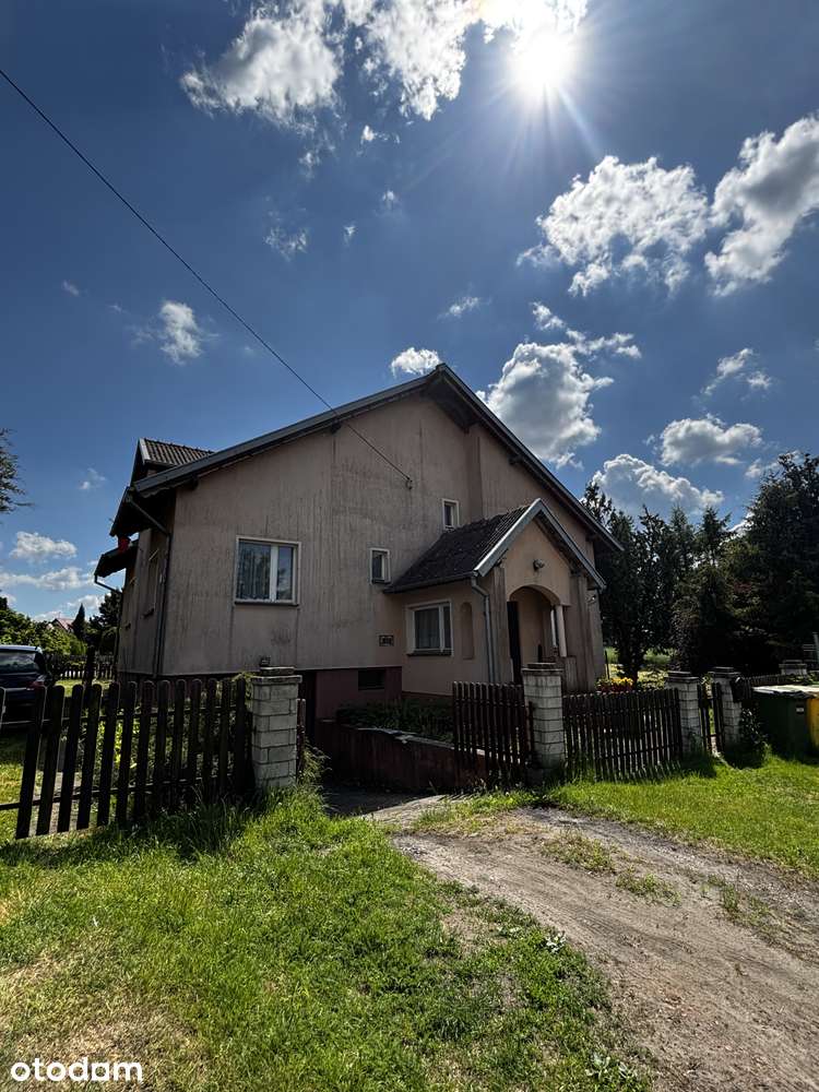 Dom wolnostojący w otoczeniu lasów na spokojnej wsi - Pełny obrazek: 4/20