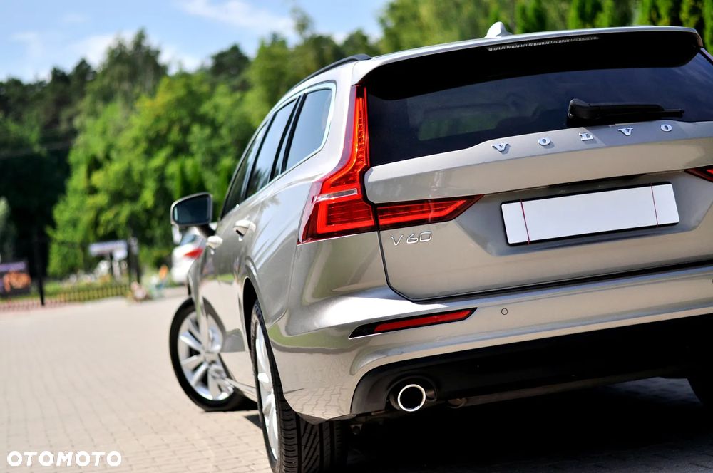 Volvo V60 B4 D Geartronic Momentum - 3