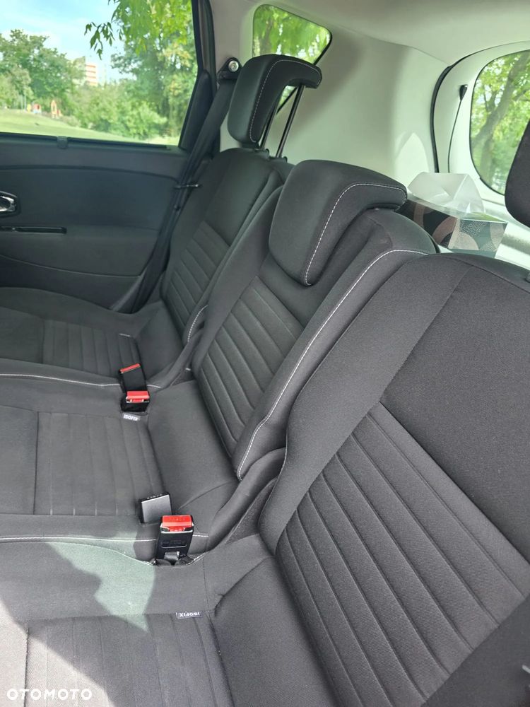 Renault Scenic 1.6 16V Limited - 8