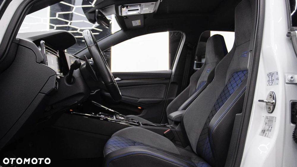 Volkswagen Golf 2.0 TSI 4Motion R DSG - 20